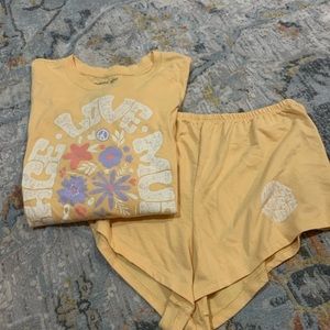 WEEKEND SOUL WOMEN'S PEACE LOVE MUSIC PAJAMA‎ LOUNGE SET SIZE LARGE
